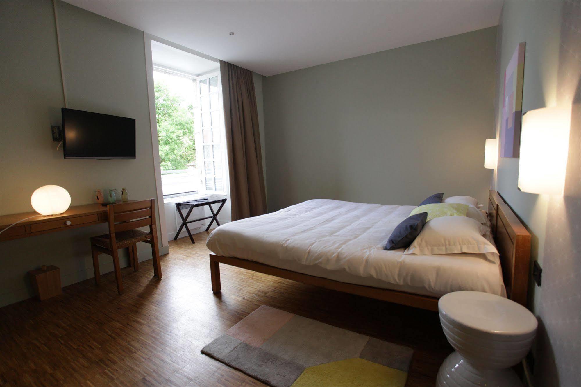 Domaine De Barres Hotel Лангон Екстериор снимка